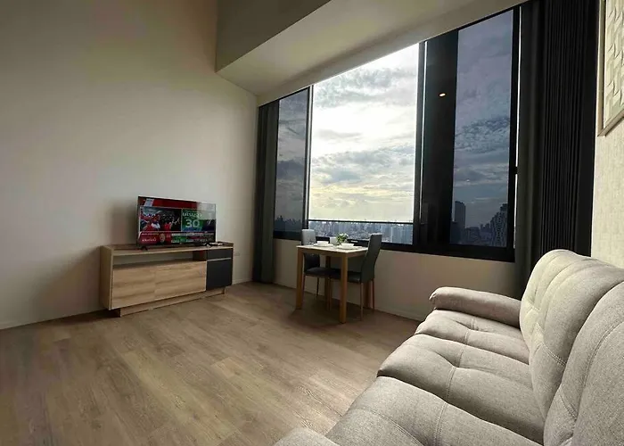 アパート S87 新房ramada Sukhumvit Bts 1bed Gym Swimming Wifi バンコク都