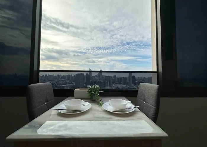 アパート S87 新房ramada Sukhumvit Bts 1bed Gym Swimming Wifi