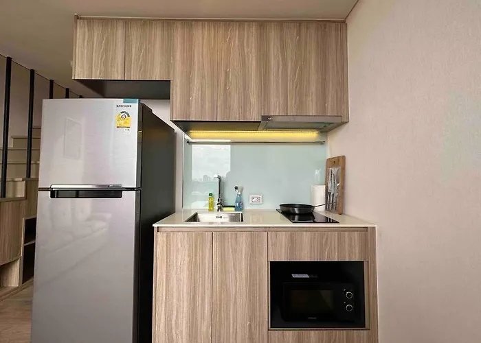 アパート S87 新房ramada Sukhumvit Bts 1bed Gym Swimming Wifi バンコク都