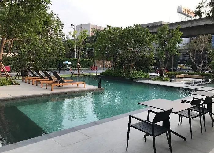 アパート S87 新房ramada Sukhumvit Bts 1bed Gym Swimming Wifi